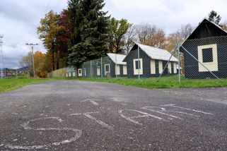 Při hrách se děti měly svlékat i líbat. Další svědectví z tábora v Beskydech - Seznam Zprávy